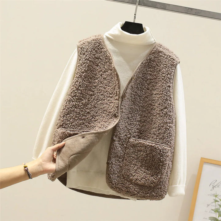 ALICE - Versatile Chic Wool Vest